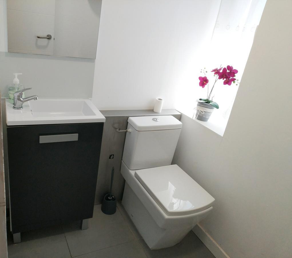 Habitación Doble con aseo compartido